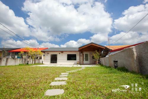 Sunny House