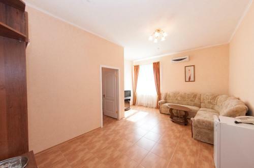 Hotel Levant