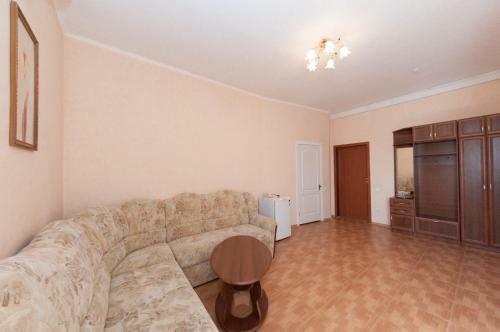 Hotel Levant