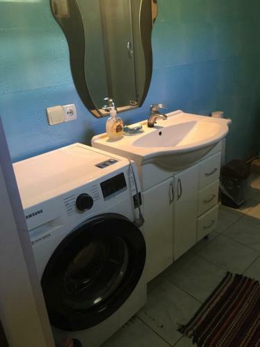 Hostal Apartment On Svobody 85
