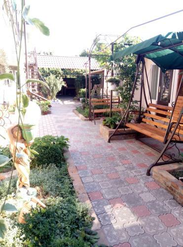 Hostal Apartment On Svobody 85