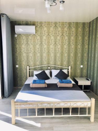 Hotel Holiday