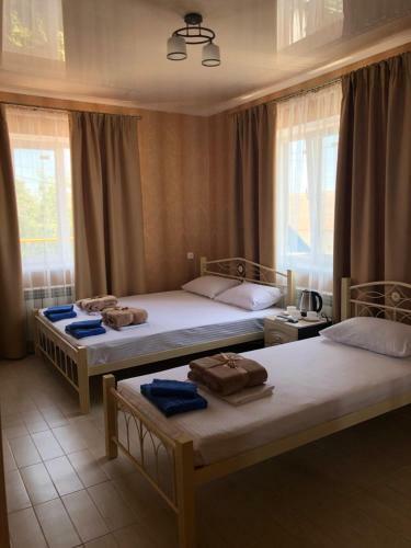 Hotel Holiday
