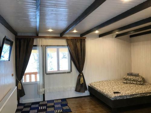 Lodge Cottage V Gorakh