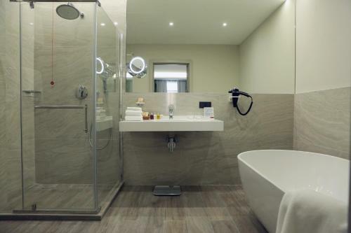 Hotel Grand Admiral Resort & Spa