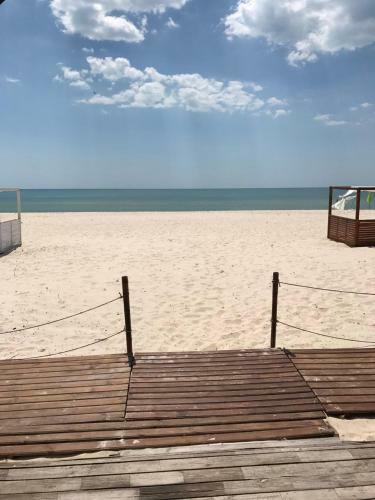 Hotel Oasis Beach Club