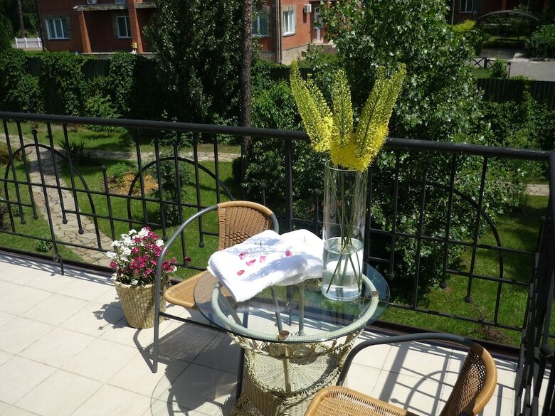 Seasons Spa Boutique Hotel