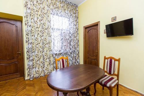 Apartment On Gorodotska 67