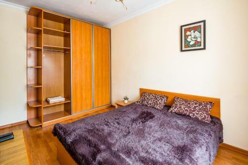 7 Brothers Rogatintsev Apartament