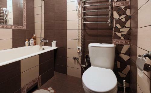 Spacious Apartments Near City Centre
