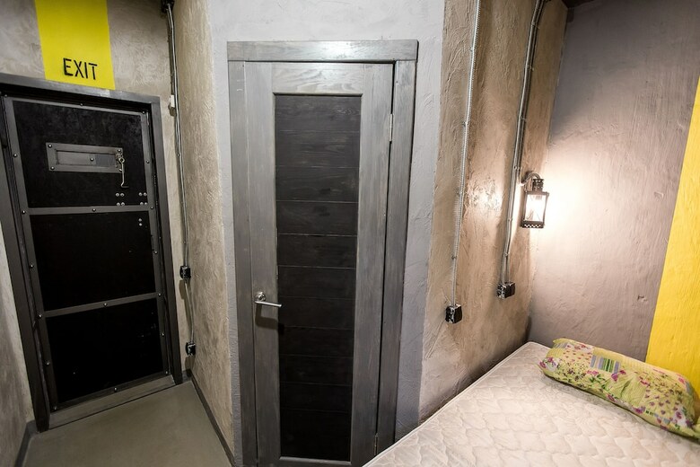 Albergue Lviv Loft Prison