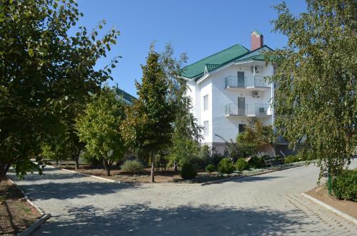 Foton Hotel & Restaurant