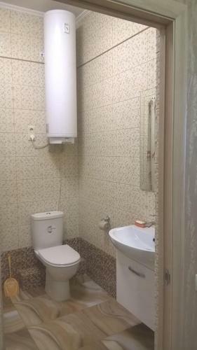 Apartment On Francuzkiy Bulvar 26
