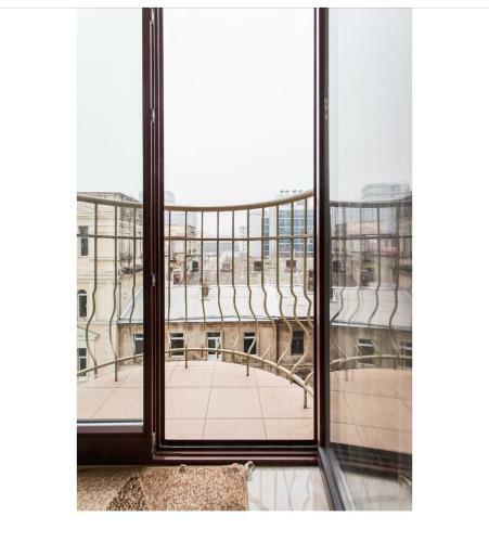 Apartamento Grecheskaya Street City Center