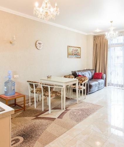 Apartamento Grecheskaya Street City Center
