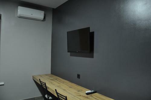 Full House Hotel & Capsule Hostel, Rivne