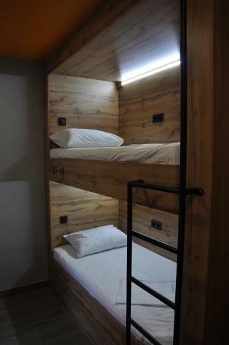 Full House Hotel & Capsule Hostel, Rivne