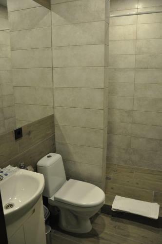 Full House Hotel & Capsule Hostel, Rivne