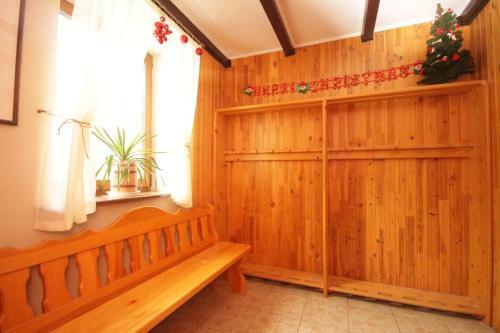 Hostal Chalet Trostian