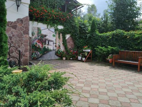Hostal Kvitkovyi Rai