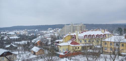Green Apartments Bandery 35