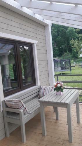 Lodge Lucy
