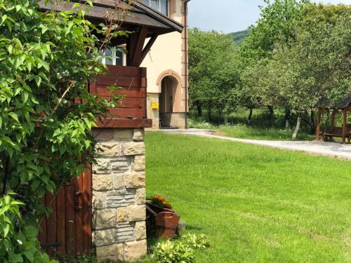 Hostal Shutka Home Spirit