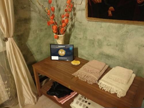 Hostal Angela Guest House