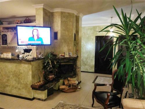 Hostal Angela Guest House