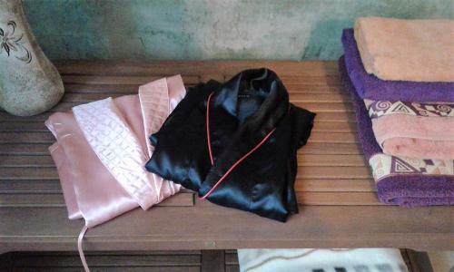 Hostal Angela Guest House