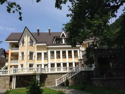 Hostal Gnizdo Golubky