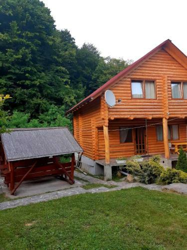 Lodge Guest House Smerichka