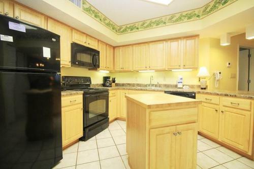 Windward Pointe 702
