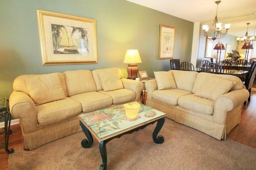 Windward Pointe 702