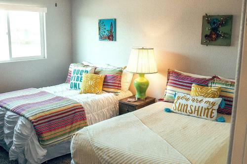 Apartamento Sleeps 14 On East Belleview