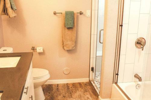 Apartamento Sleeps 14 On East Belleview