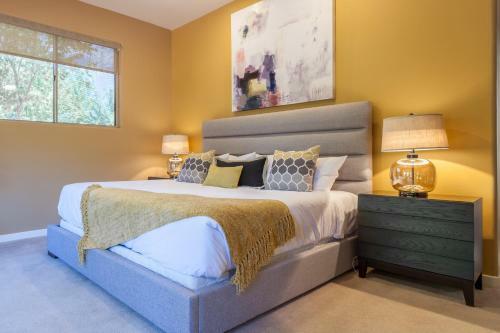 Sunrise House - Sedona Chapel District