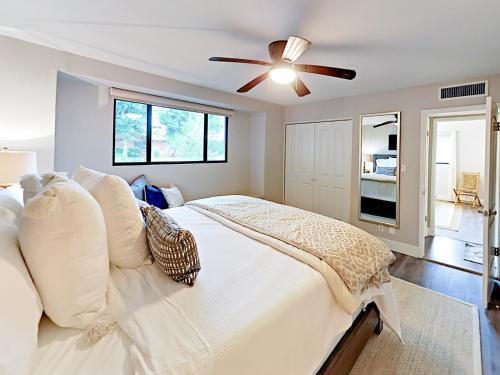 8501 E Mariposa Home