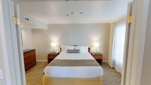 Chase Suite Hotel Newark Silicon Valley