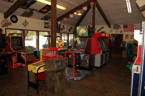 Soledad Canyon Cabin 17