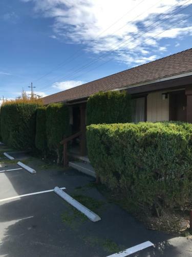 Motel Gold Pan Lodge