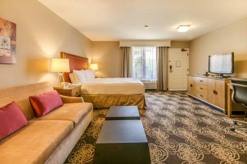 Radisson Hotel San Diego Rancho Bernardo
