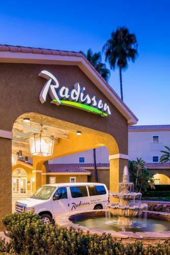 Radisson Hotel San Diego Rancho Bernardo