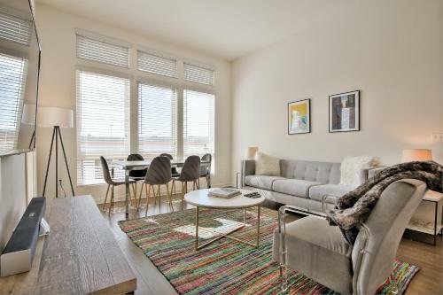 Urban Flat Apartments @ Heart Of Silicon Valley