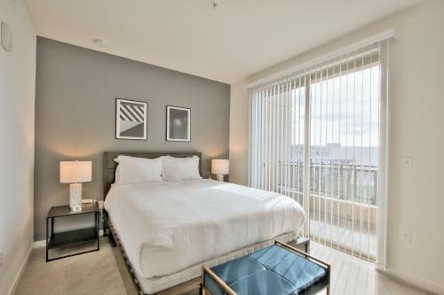 Urban Flat Apartments @ Heart Of Silicon Valley