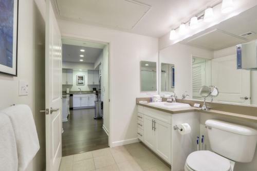 Urban Flat Apartments @ Heart Of Silicon Valley