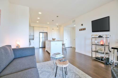 Urban Flat Apartments @ Heart Of Silicon Valley