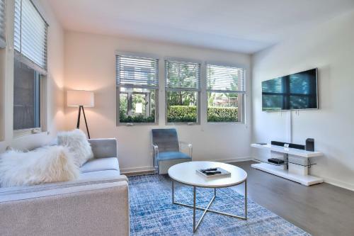 Urban Flat Apartments @ Heart Of Silicon Valley