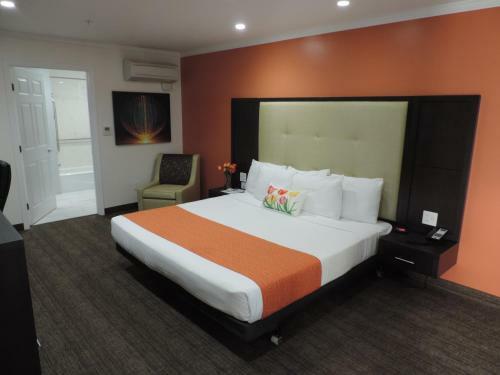 Hotel Pavilion Inn