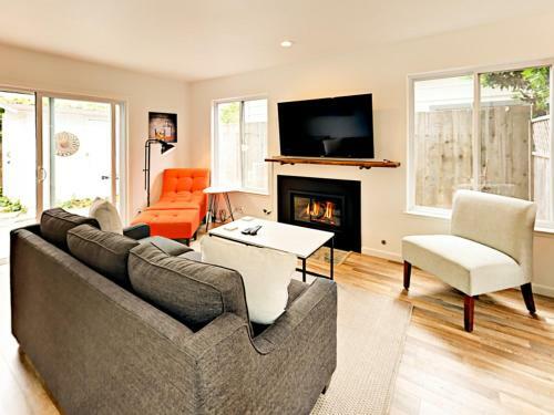 Surfer?s Delight Beach Cottage Home
